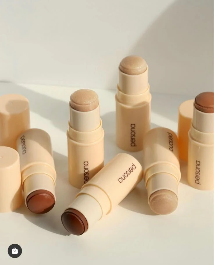 Cosméticos en barra: la forma más simple de definir el rostro en pocos minutos