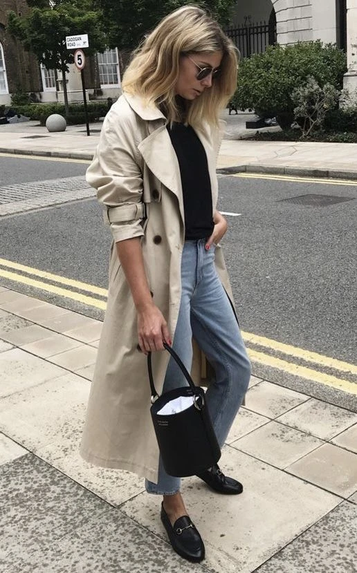 Pantalón, suéter y abrigo