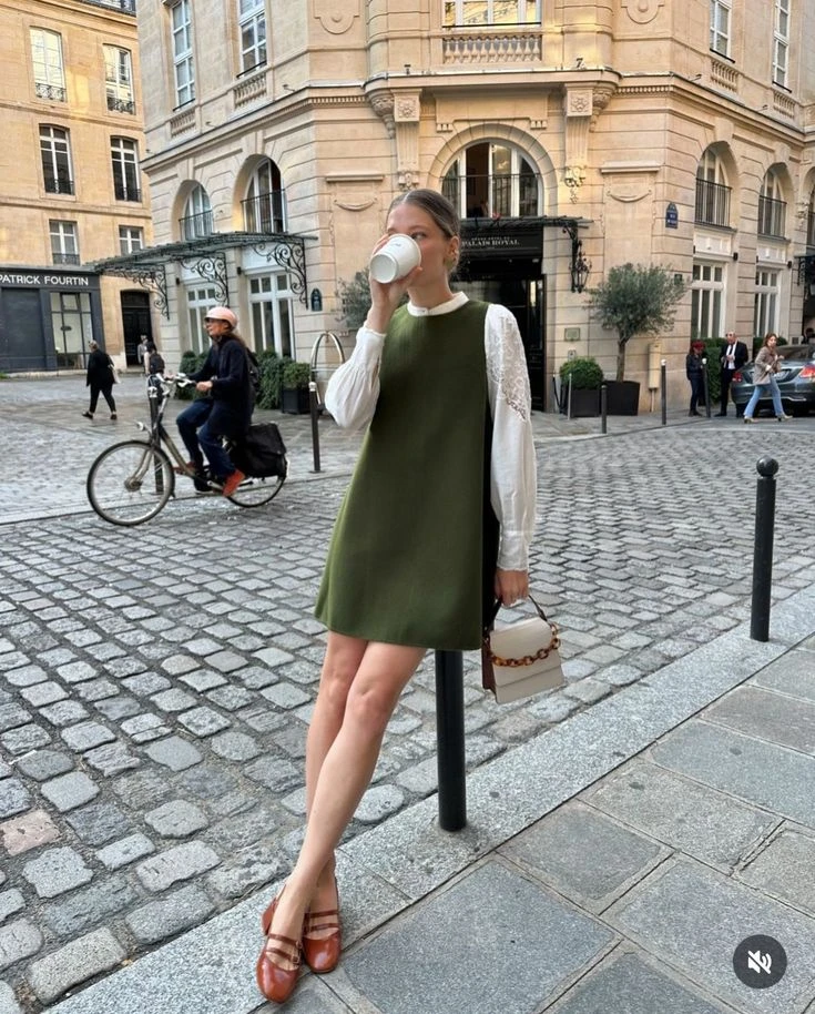 Guía de estilo: 7 looks de otoño inspirados en los años 60 que vuelven a ser tendencia