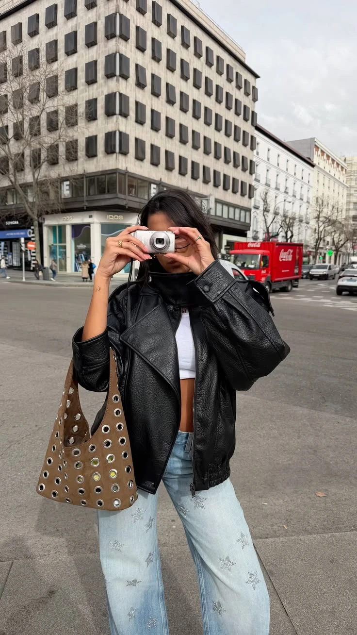 Alerta tendencia: esta es la cartera más trendy de la temporada y se combina así