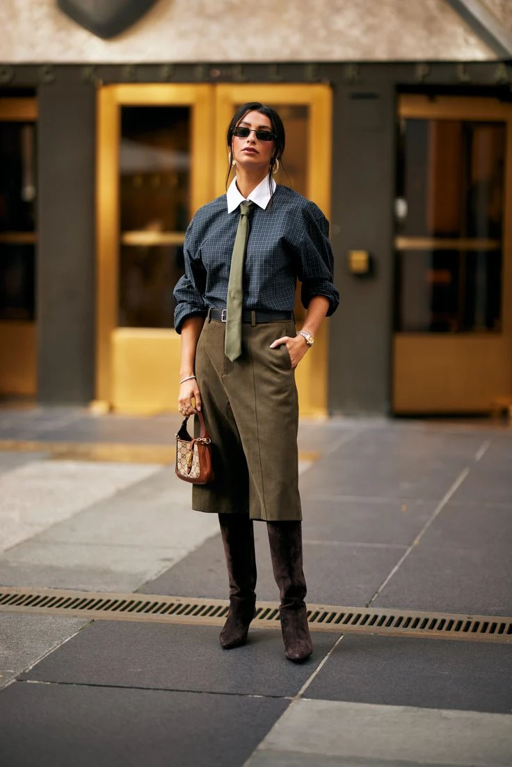 Los accesorios tendencia del otoño 2026 y cómo usarlos en 7 looks