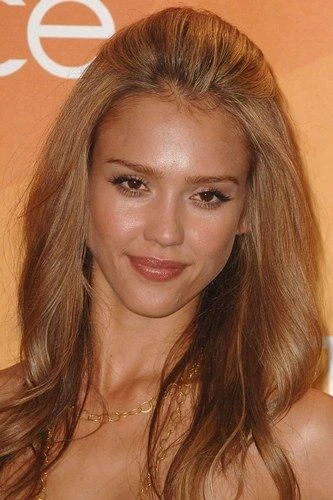 Este peinado era el más querido por todas en los 2000.