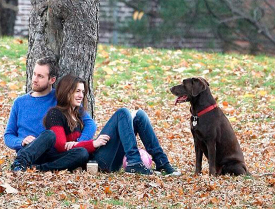 "Me voy a casar con ese hombre": la historia de amor de Anne Hathaway que la transformó