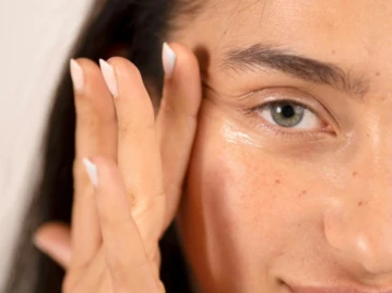 Contorno de ojos destacada