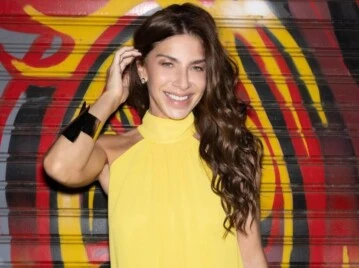 Romina Gaetani deslumbró con un vestido amarillo de Fabián Zitta