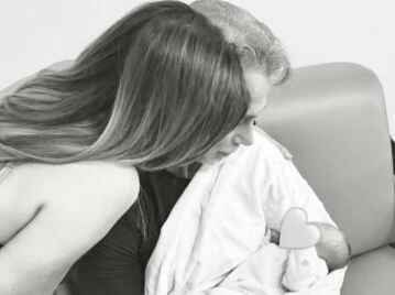 A un mes del nacimiento de su nieta Gia, Cathy Fulop compartió un emotivo mensaje