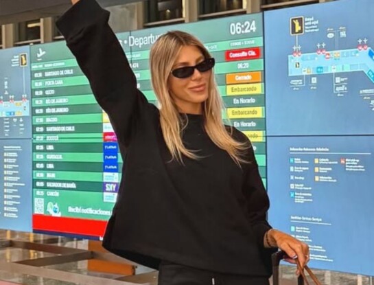 Cande Ruggeri da cátedra de un look comfy y chic perfecto para viajar en avión