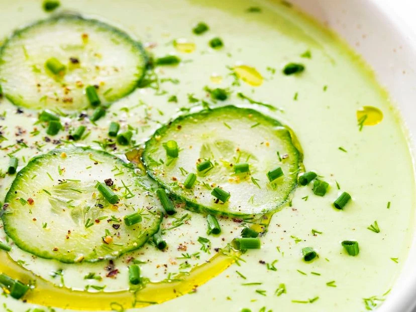 Cómo hacer sopa fría de pepino y yogur en minutos: receta fácil y saludable