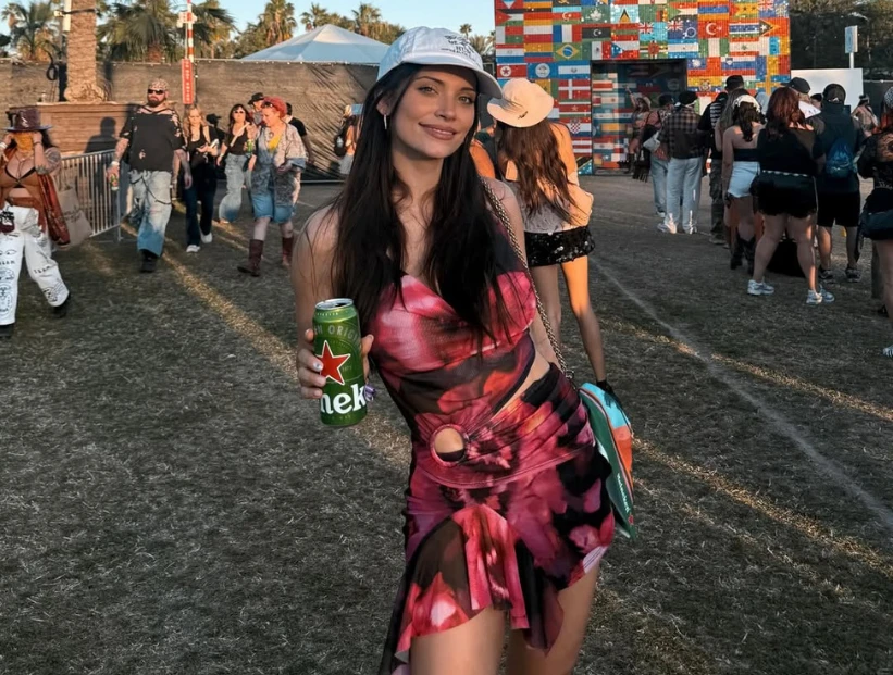 Eva de Dominici destacada