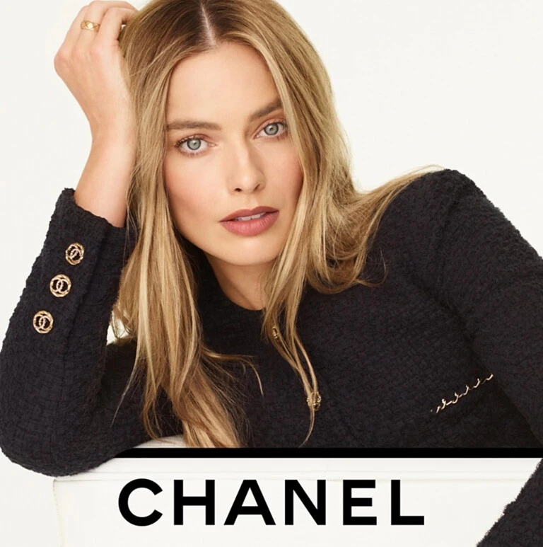 Margot Robbie en la nueva campaña de Chanel beauty