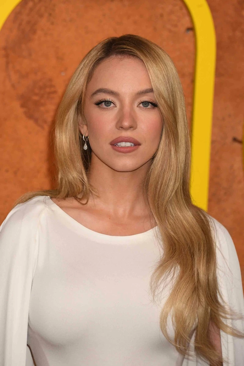 de Zendaya a Jacob Elordi, los looks del elenco de Euphoria en la alfombra roja