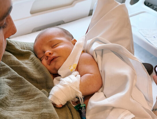 Qué es una hernia inguinal: la afección por la que operaron a Timoteo, el bebé de Juana Repetto