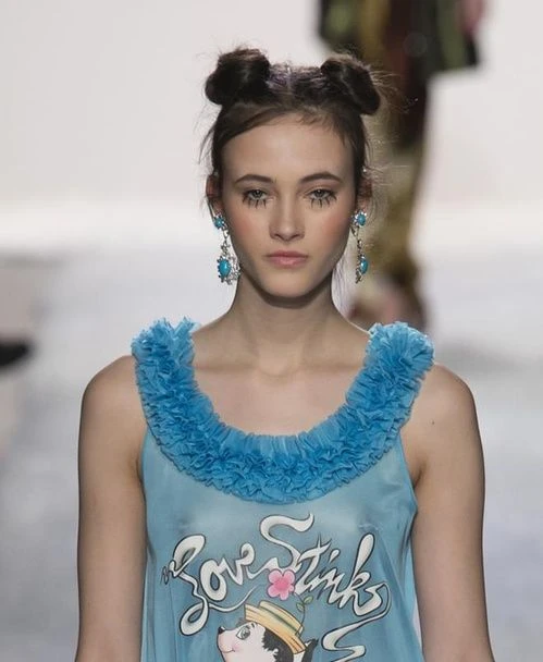 5 peinados aesthetic para olvidarte del secador (y quedar impecable)