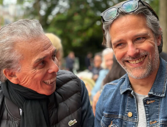 Las fotos del emotivo reencuentro de Jairo con sus hijos y nietos en París