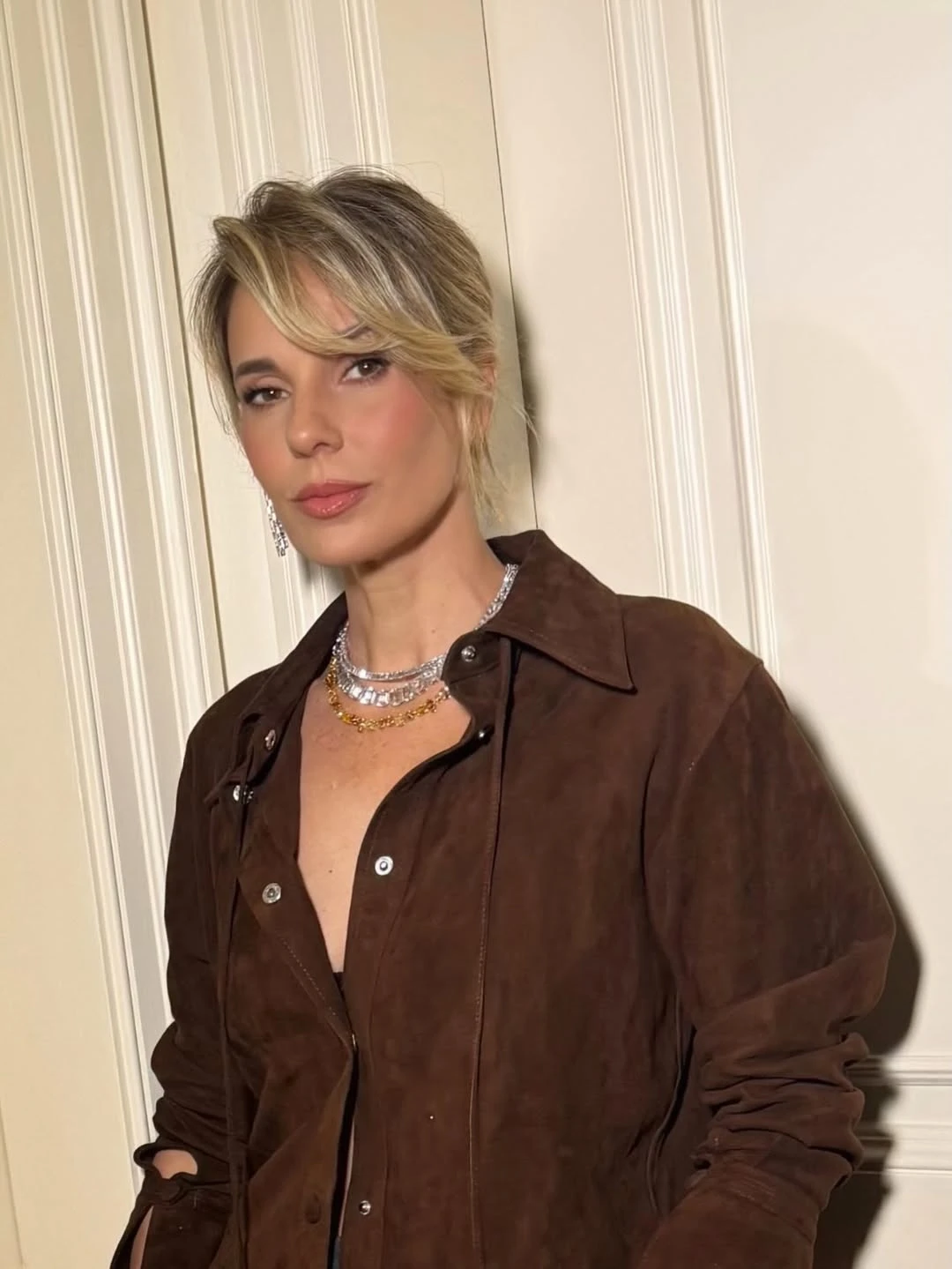 El look de Julieta Cardinalli en el junket de prensa de Envidiosa. 