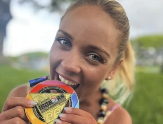 Tenía 38 años, era atleta y murió durante el Ironman de Texas: quién era Mara Flávia Araújo