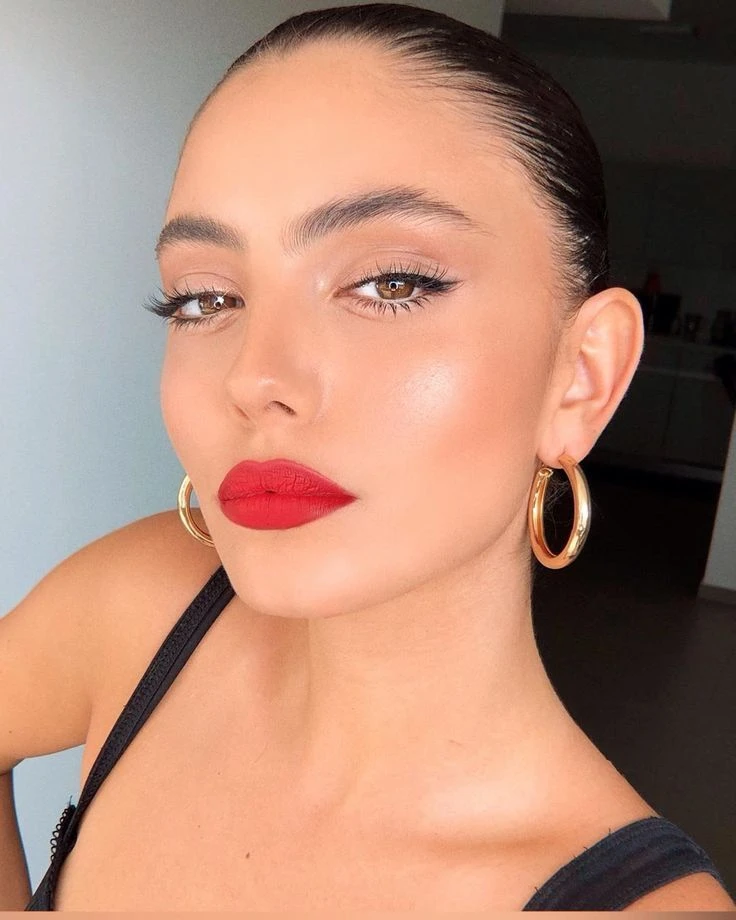 Statement lips: cómo recrear el maquillaje que convierte a los labios en protagonistas