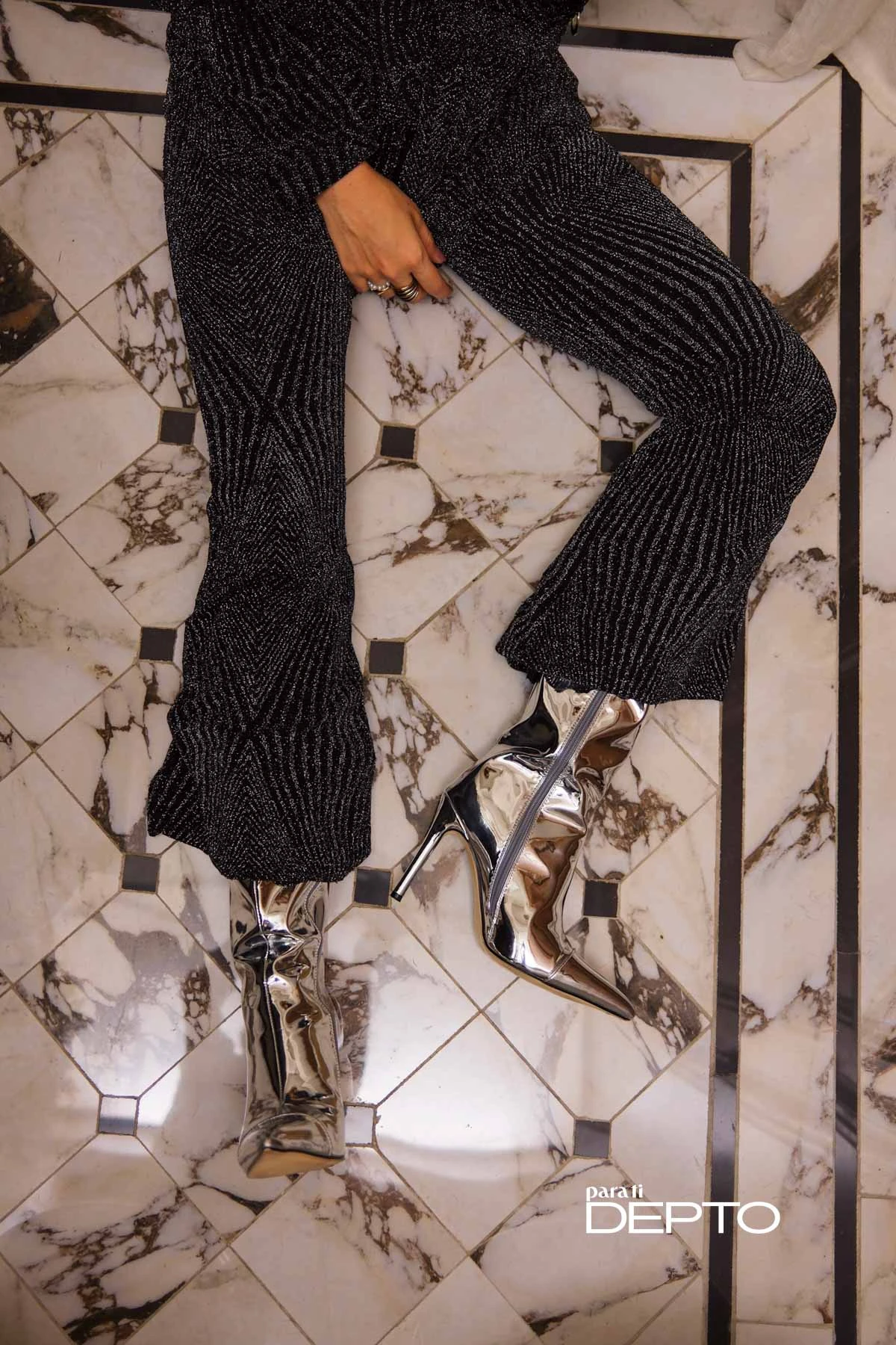 El piso se vuelve el punto focal del espacio: 