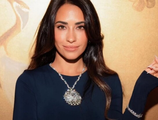 El sofisticado look de Antonela Roccuzzo: espalda descubierta y glamour total