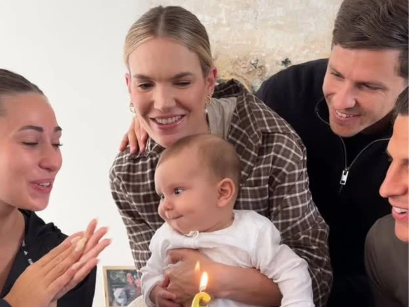 Eva Bargiela celebró el cumple mes de Fausto, su hijo, en Madrid