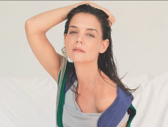 Katie Holmes estrena clavicut: el corte midi que resta años y aporta volumen