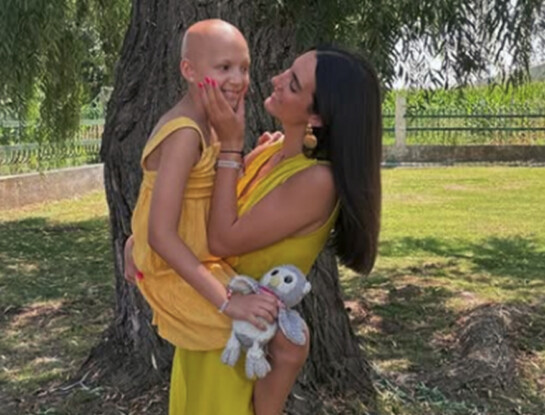 El desgarrador mensaje de la mamá de María, la "princesa futbolera", que murió tras batallar contra el cáncer: "Seguid sonriendo"