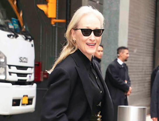 Meryl Streep y el look total black: claves para elevar un outfit monocromático
