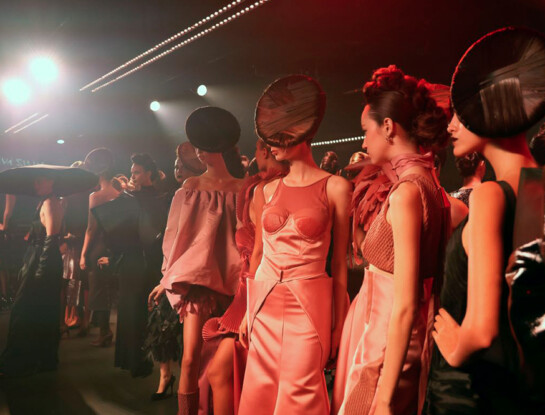 Fabián Zitta presentó "Acto Número 1" y lanzó su primera fragancia: alta costura, arte y experiencia sensorial