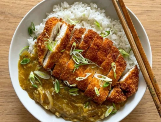 Pollo al curry destacada