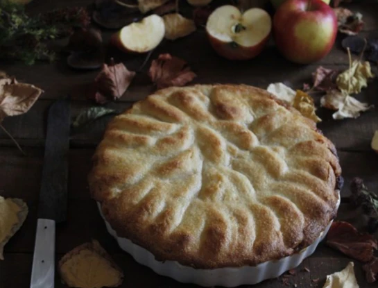 Receta de tarta normanda de manzanas: un postre clásico y distinto
