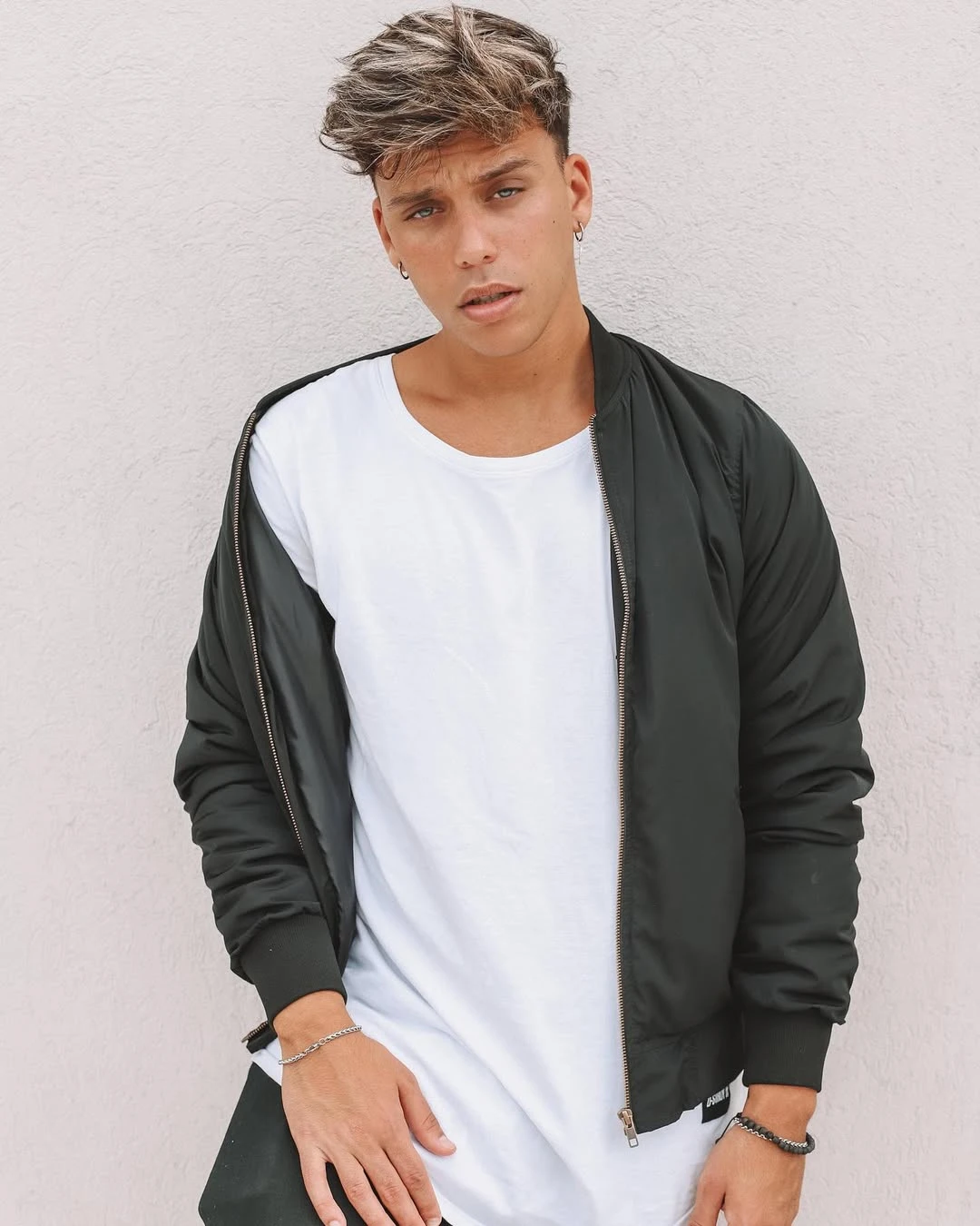 Nick Sicaro. Fotos: IG.