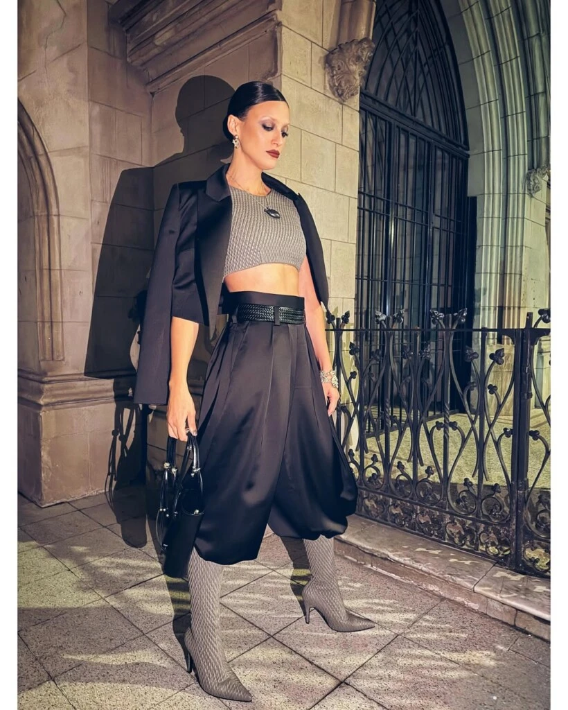 El look de Mónica Antonopulos. Foto: IG