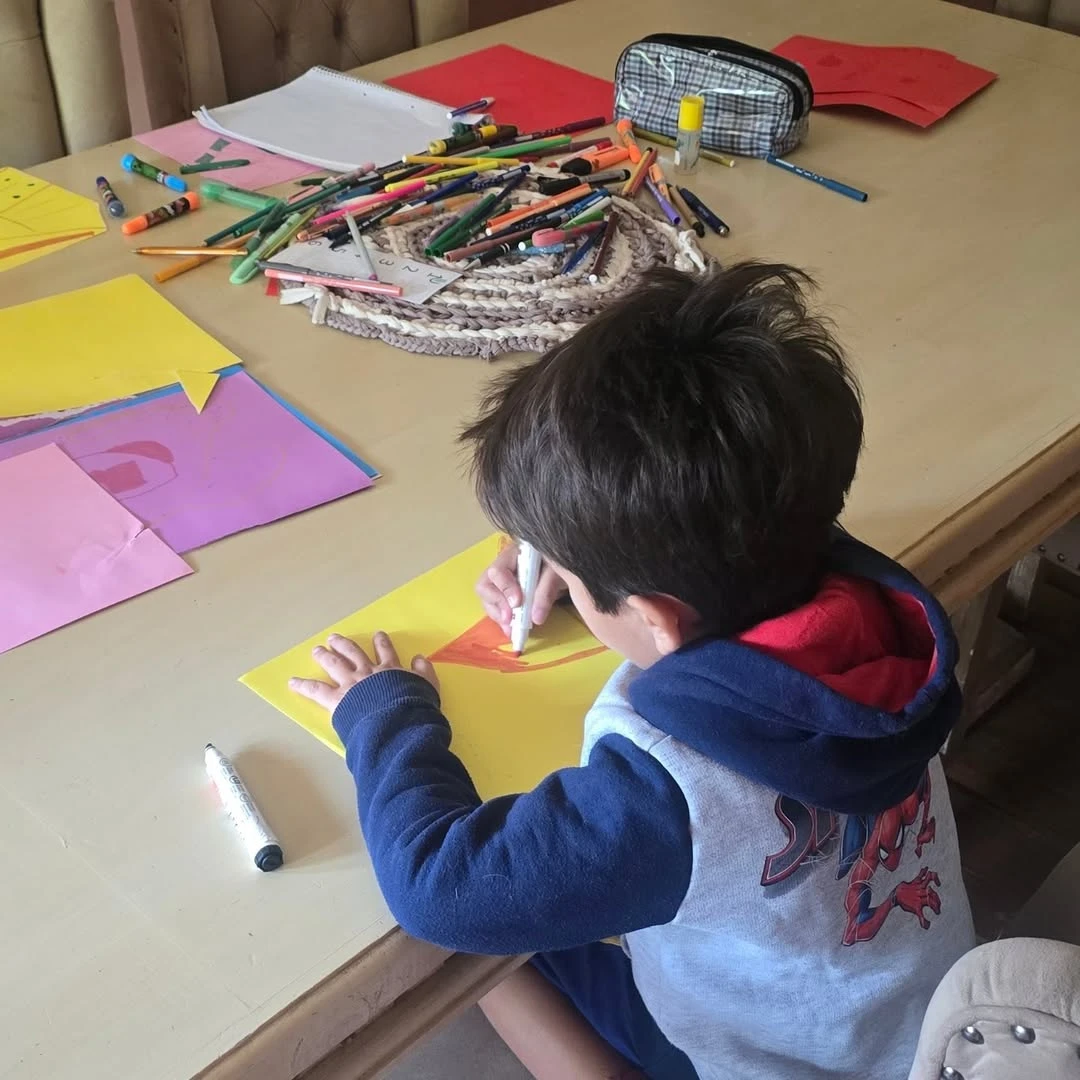 Lizy Tagliani publicó una foto de su hijo para pedir justicia por Ángel. Fotos: IG. 