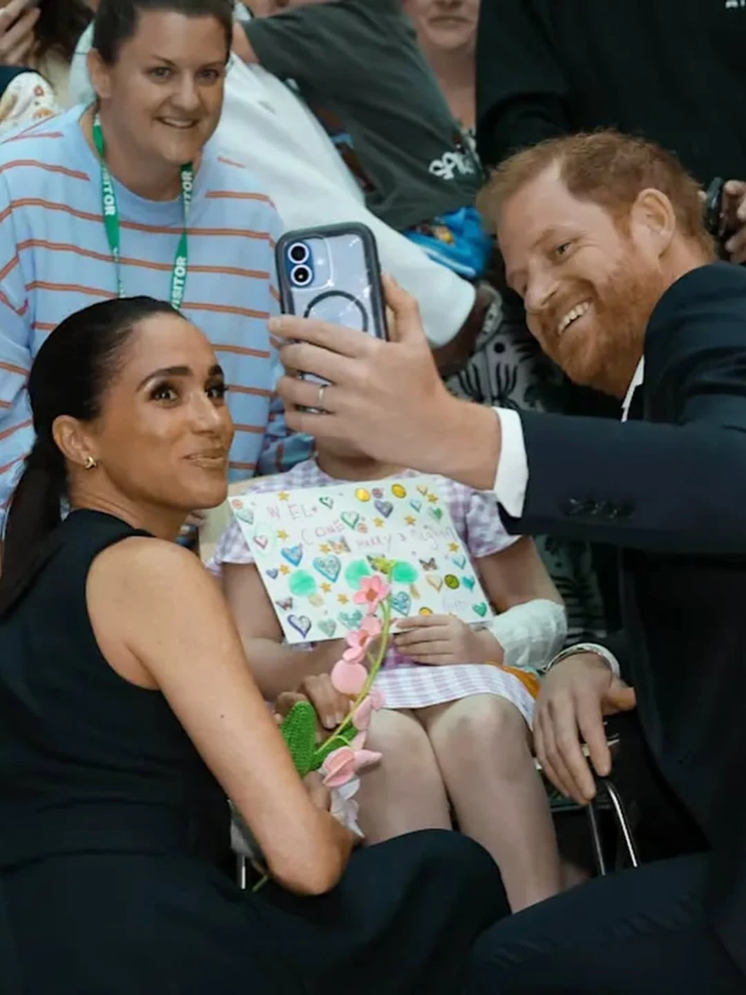 El guiño de Meghan Markle a Lady Di en Australia: los detalles de un look lady impecable