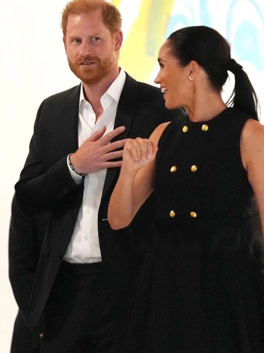 El guiño de Meghan Markle a Lady Di en Australia: los detalles de un look lady impecable