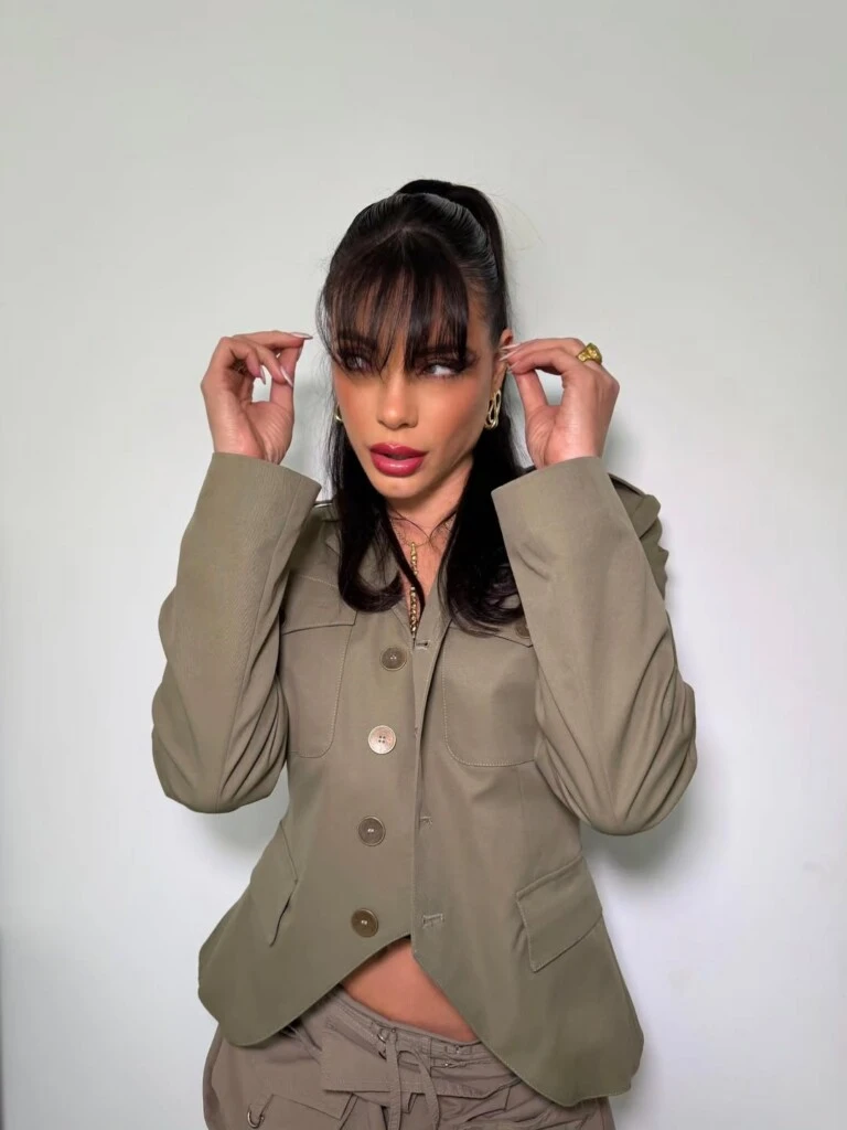 El look de Emilia Attias. Foto: IG