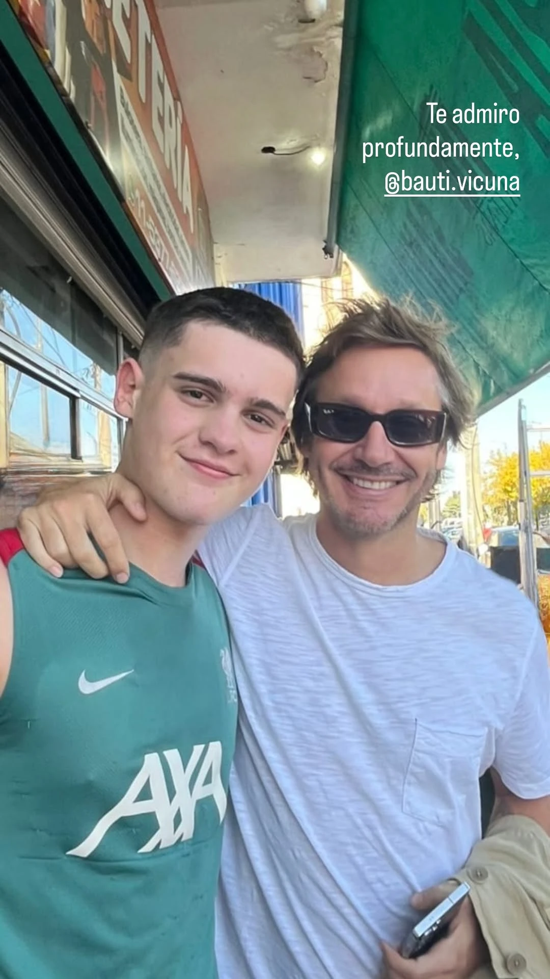 Bautista junto a Benjamín Vicuña. Fotos: IG. 