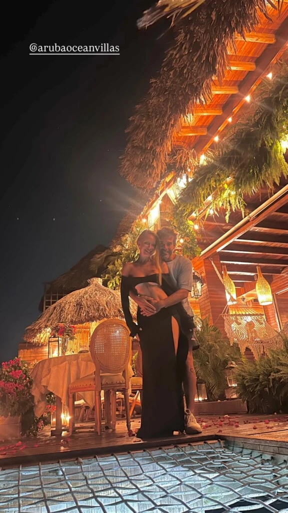 Allí disfrutaron de espacios exclusivos, con jacuzzi y una amplia pileta rodeada de naturaleza, que también quedó registrada en tomas aéreas.