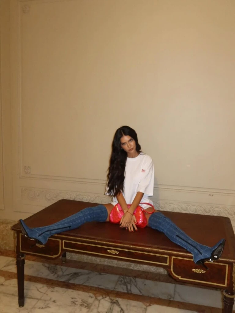 El look de Zaira Nara. Foto: IG