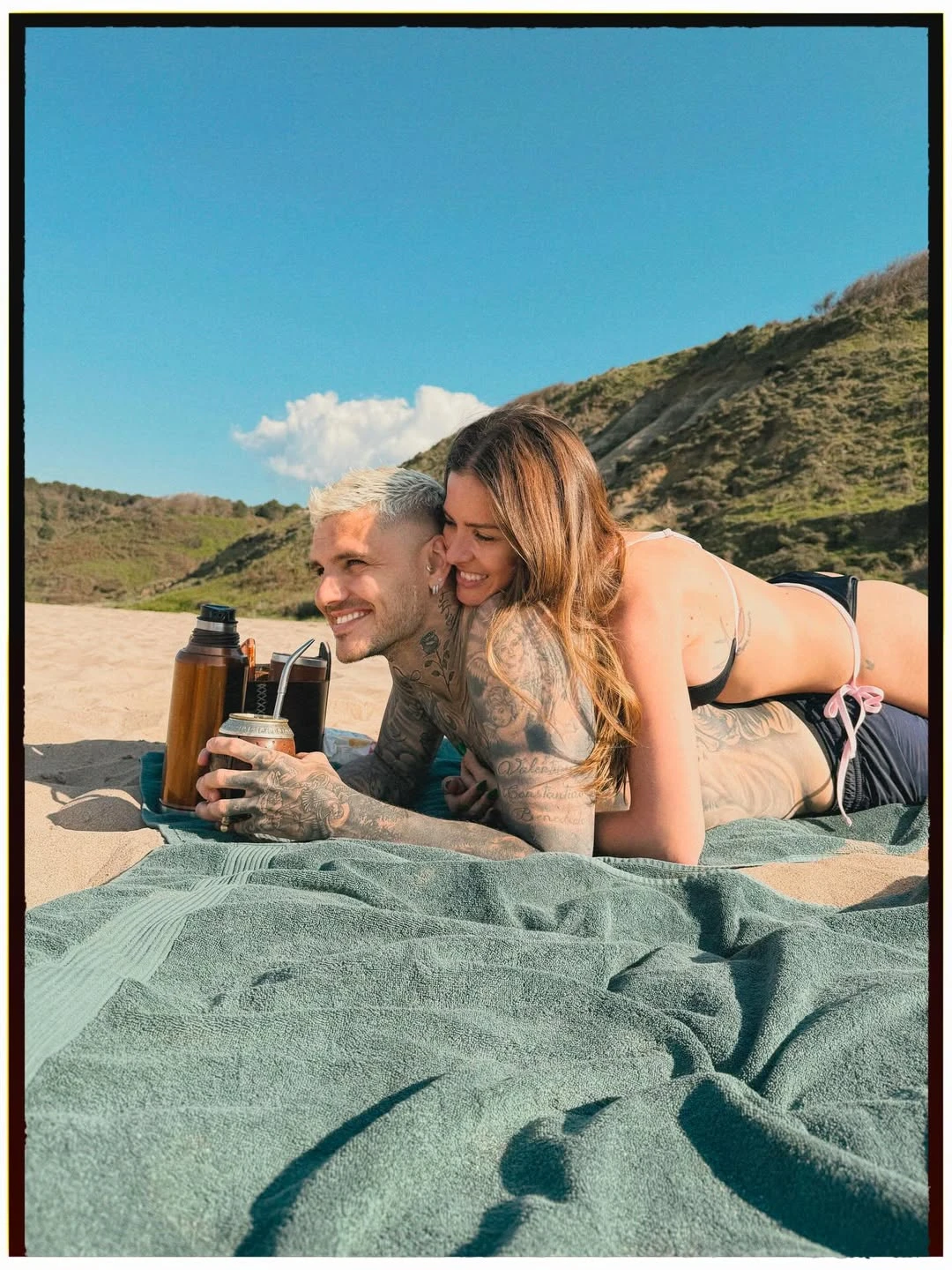 La China Suárez y Mauro Icardi  posaron muy sensuales. Fotos: IG. 