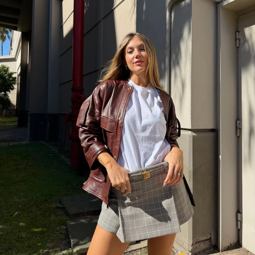 La influencer apostó por un look bien dosmilero. Fotos: IG. 