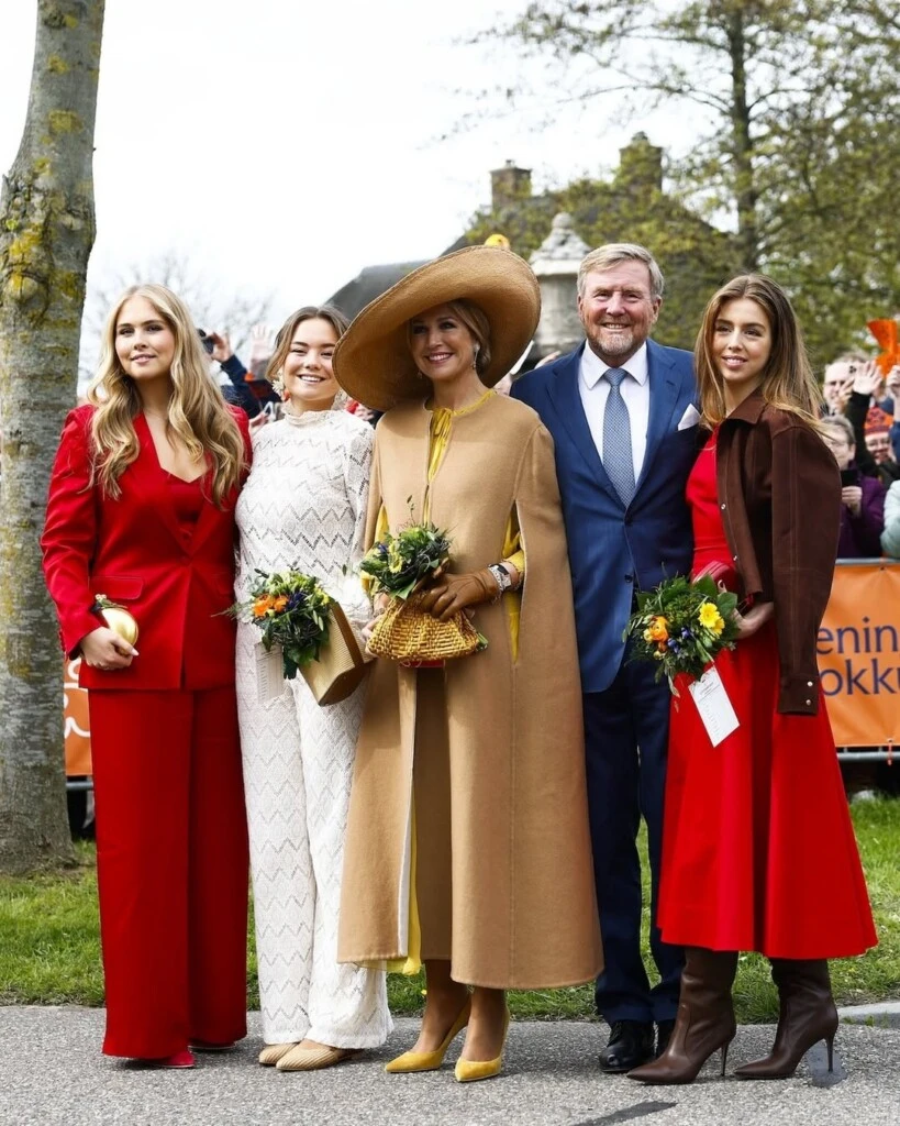 Máxima Zorreguieta y sus hijas en el Día del Rey: looks coordinados con estilismos súper chic