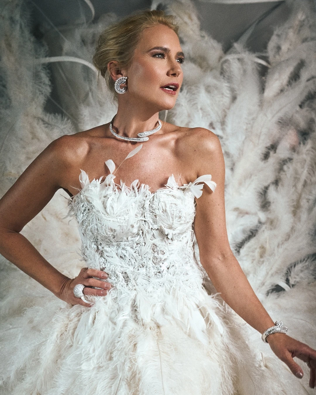 Valeria Mazza lució un imponente vestido con plumas. Fotos: IG. 