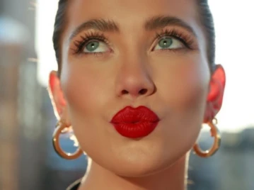 Statement lips: cómo recrear el maquillaje que convierte a los labios en protagonistas