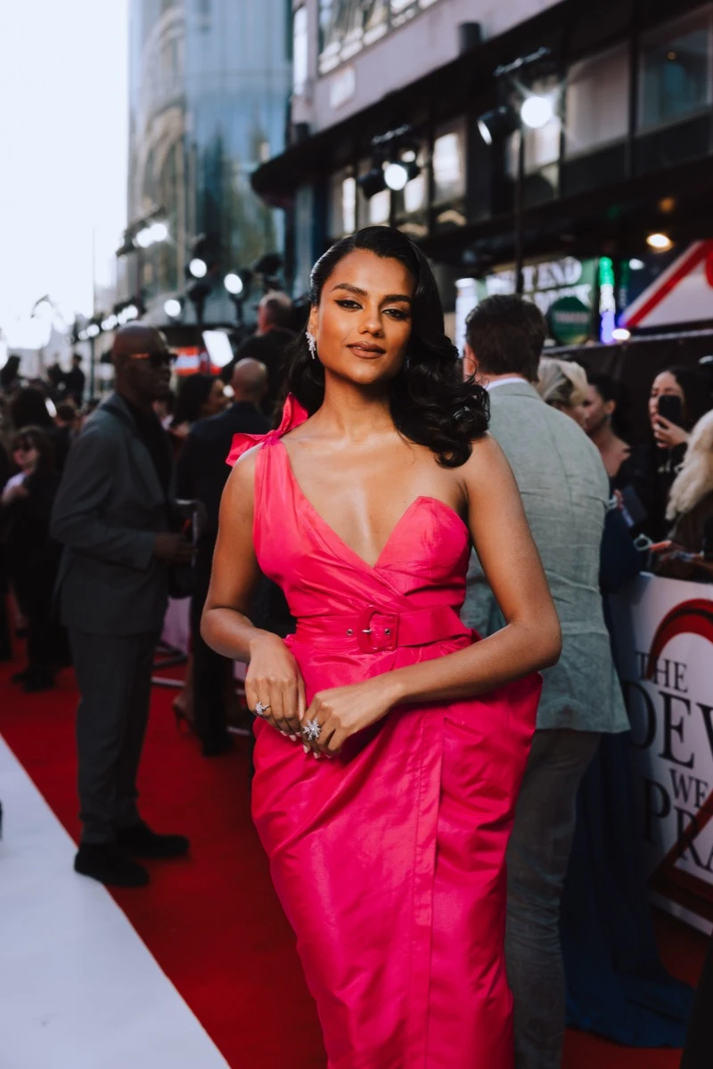 de Meryl Streep a Anne Hathaway, los looks de la red carpet en el estreno en Londres de El diablo viste a la moda 2