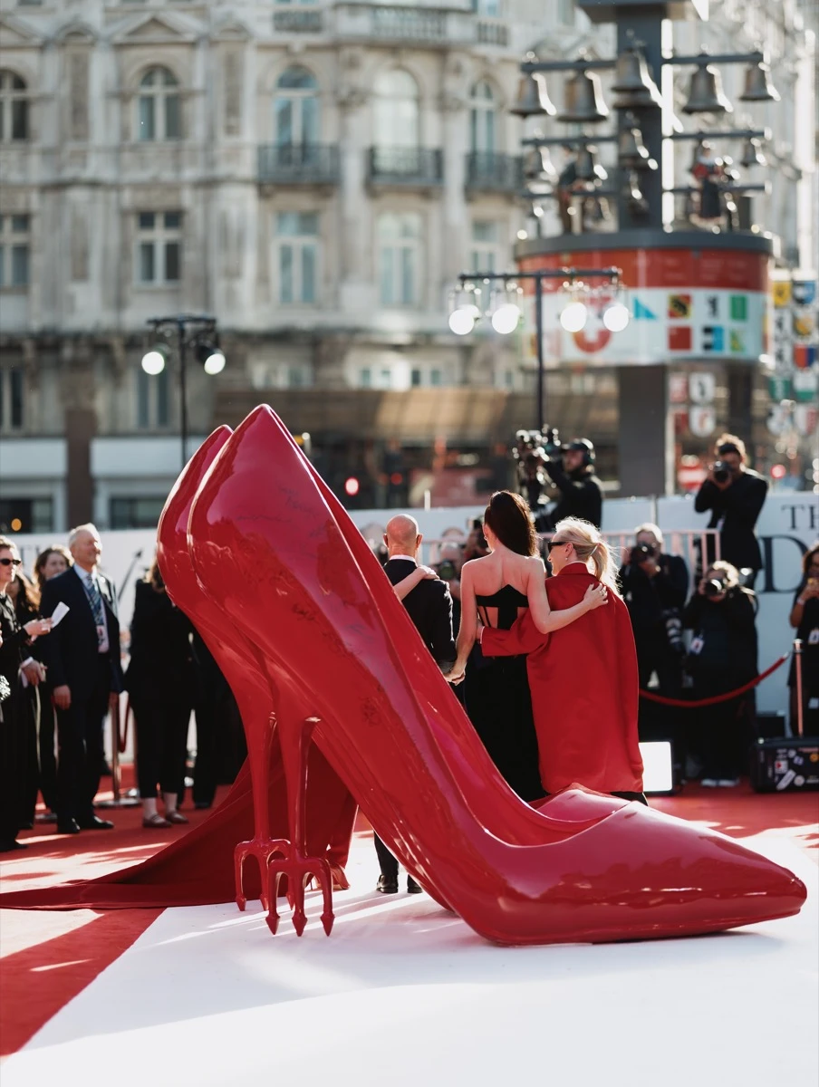 de Meryl Streep a Anne Hathaway, los looks de la red carpet en el estreno en Londres de El diablo viste a la moda 2