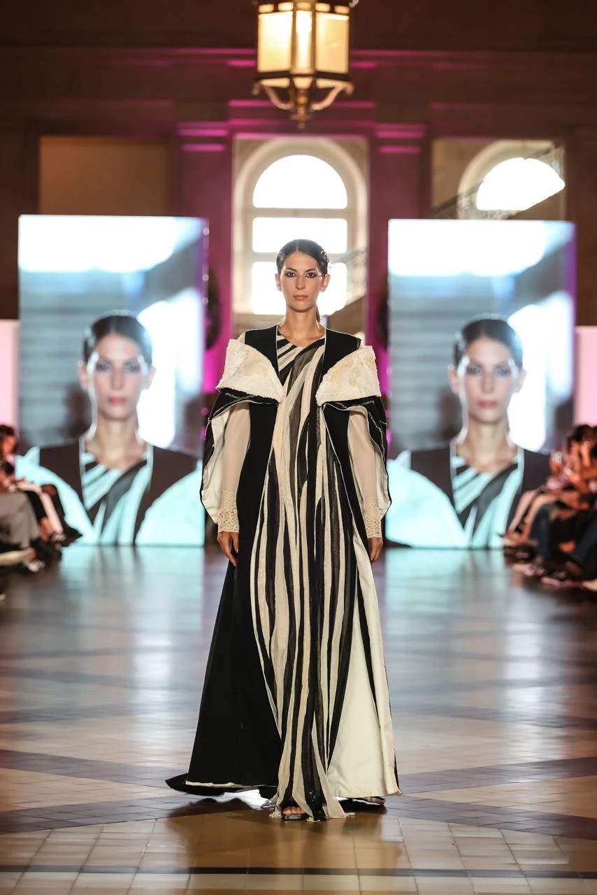 Julia Cassieri presentó CLARÉ.