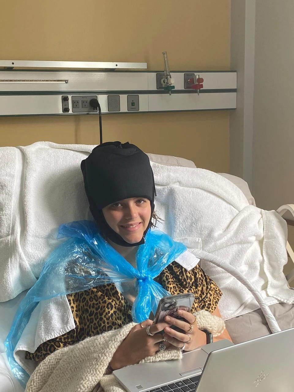 Fátima Heinrich, afrontó una neoplasia basaloide, un tipo de cáncer de pulmón, y encontró contención en miles de seguidores.