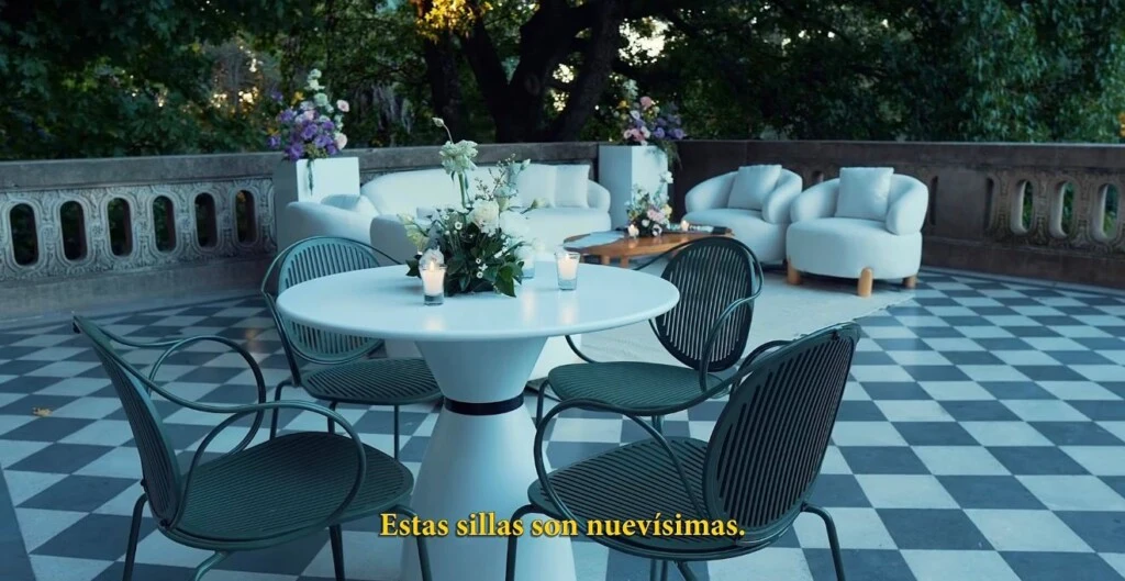 La incorporación de tonos verdes, especialmente en gamas como el pistacho, apareció como el elemento clave para modernizar la propuesta.