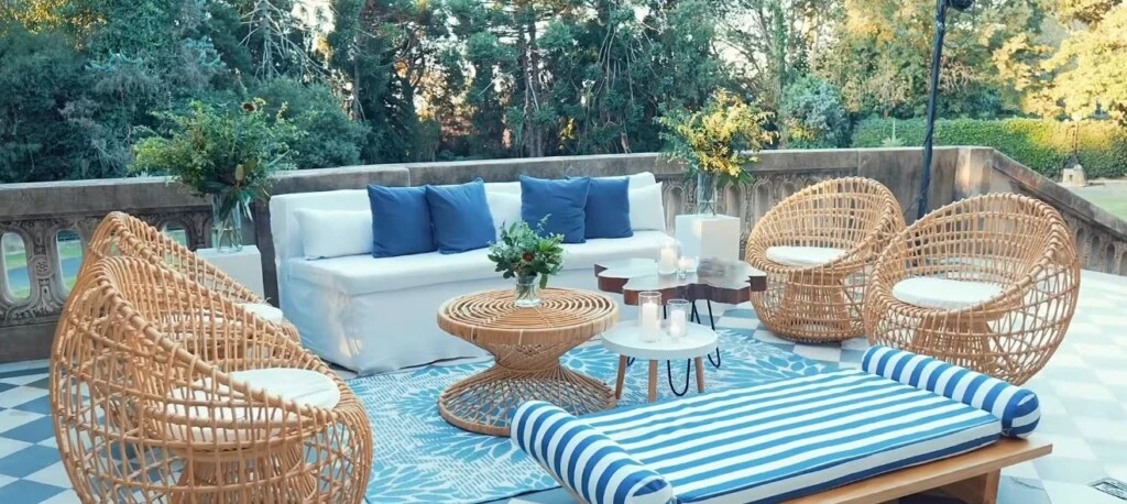 A la hora de elegir el mobiliario, la pareja se enfrentó a distintas propuestas que planteaban estilos bien definidos. 